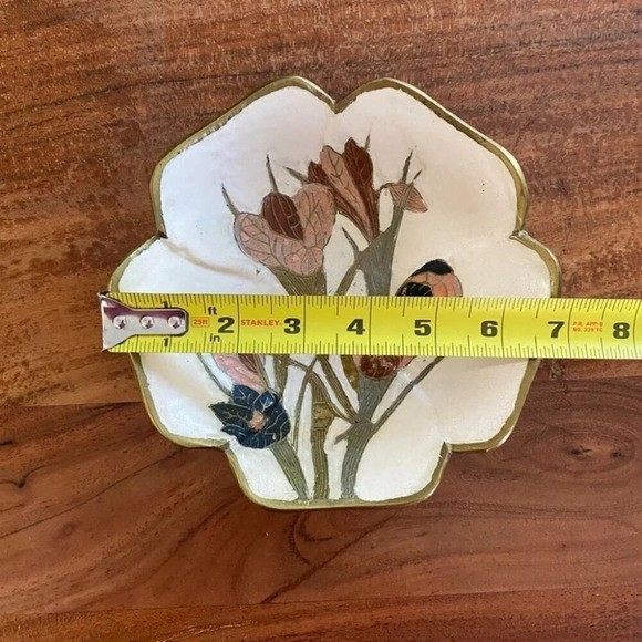 Vintage Handpainted Iris  Flowers on Solid Brass Trinket Dish - Picture 11 of 12